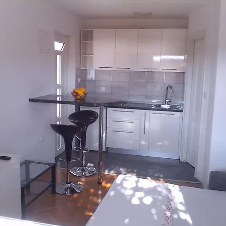 Appartement Studio Apartman Ora *